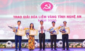 Nghệ An trao Giải báo chí viết về xây dựng Đảng (Búa liềm vàng) năm 2020